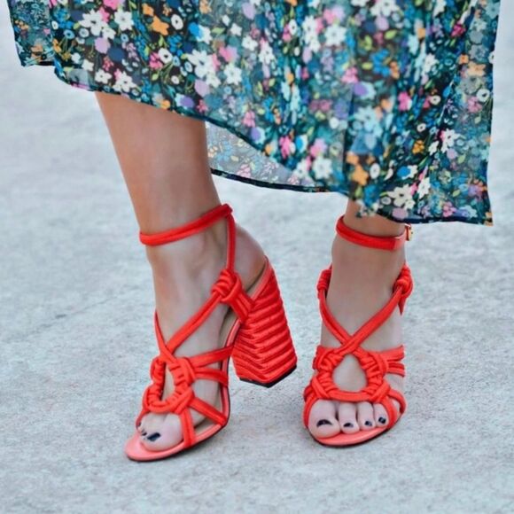 CAbi Tiptoe Hibiscus Red Knotted Rope Ankle Strap Sandals Size 7 - Picture 16 of 16